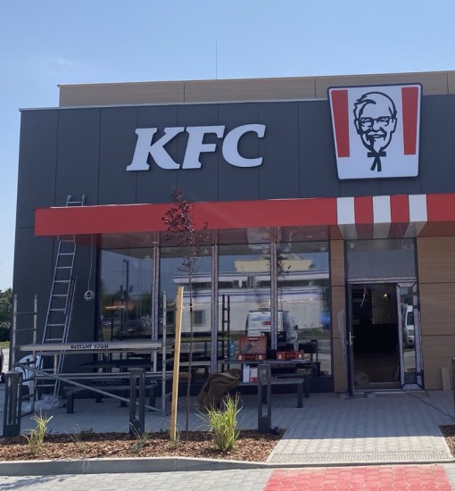 Gyula KFC DT autós gyorsétterem