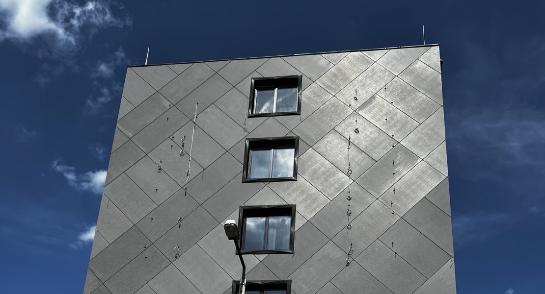 Miskolc Hell Irodaház - Homlokzat